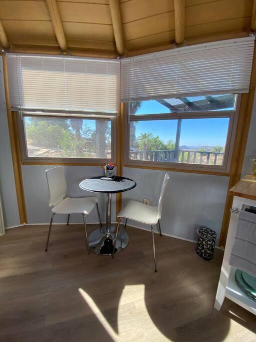 Villa Glamping-Sky Dome Yurt-Tiny House-2 By Lavenders Field Valley Center Esterno foto
