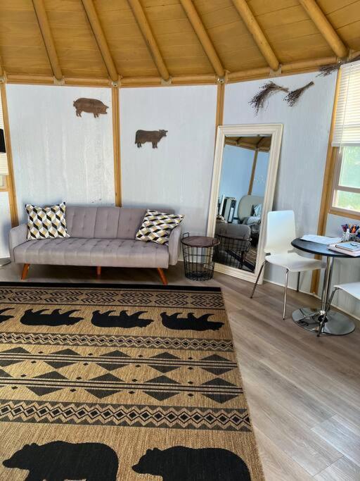 Villa Glamping-Sky Dome Yurt-Tiny House-2 By Lavenders Field Valley Center Esterno foto